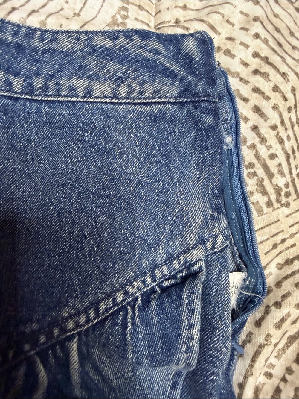 Gilli Asymmetrical Ruffle Denim Skirt - Blue - Picture 4 of 7